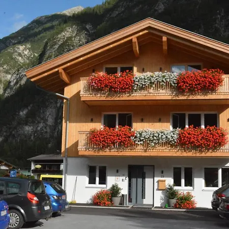 Alpenblick Guest house *