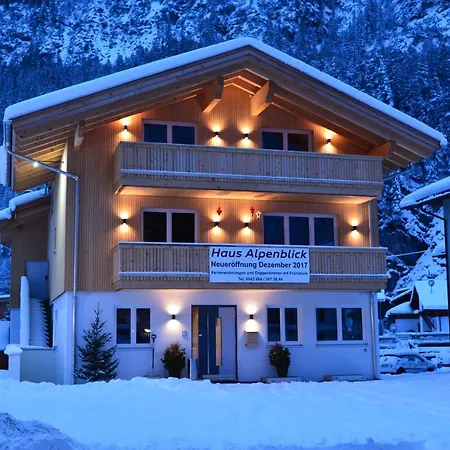 Alpenblick Guest house *