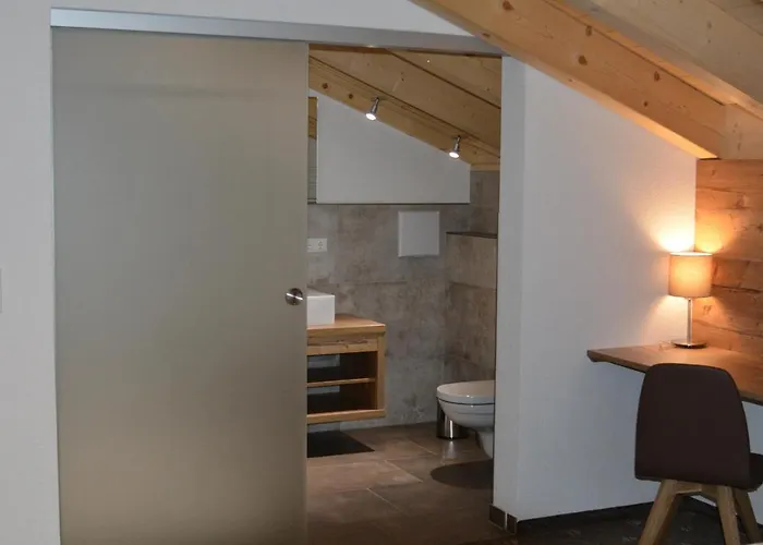 Alpenblick بيت ضيافة 3*