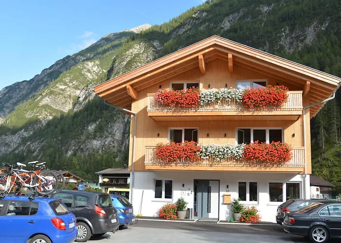 Alpenblick Penzion 3*