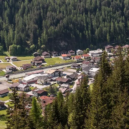 Alpenblick Pensionat 3*