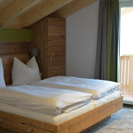 Pensionat Alpenblick 3*