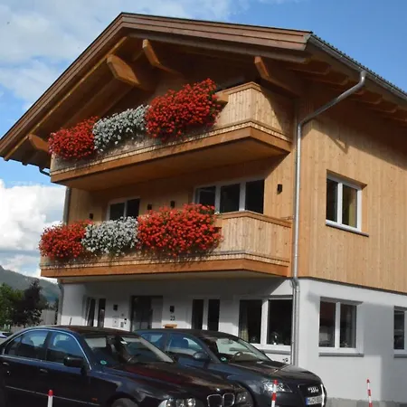 Pensionat Alpenblick 3*