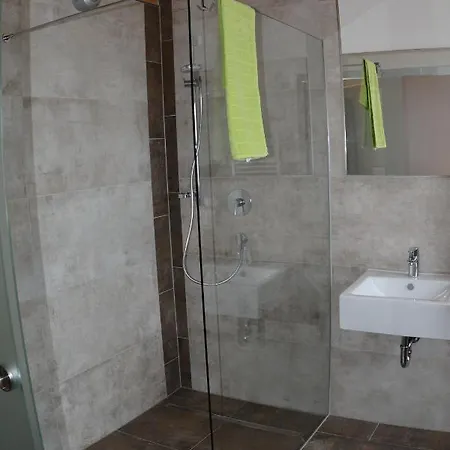 Alpenblick 3* סטיג