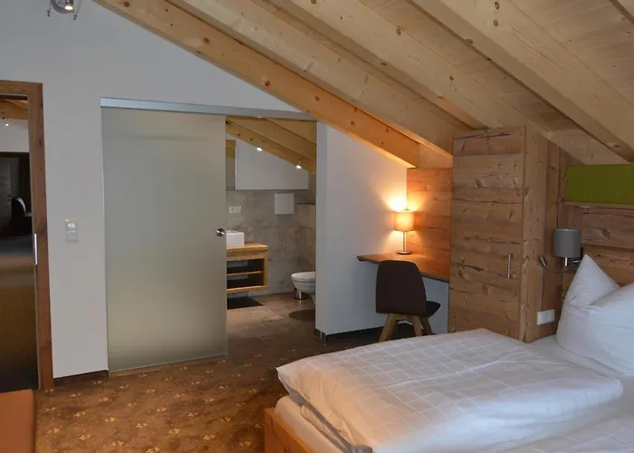 Gæstehus Alpenblick 3*